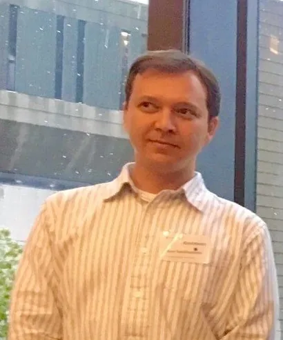Retrato de Ruslan Salakhutdinov